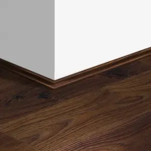 Плинтус ламинированный Quick-Step Скоция 17х17х2400 мм арт.1496